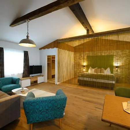 Hotel Anna 4*